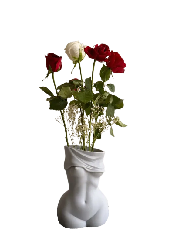 Anita (The Material Girl) 3D-printed vase with roses